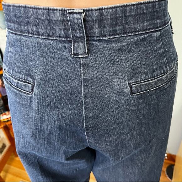 L.L. Bean Classic Fit Straight Leg Capri Jeans 14P Elastic Waist Coastal Cowgirl - Picture 4 of 5